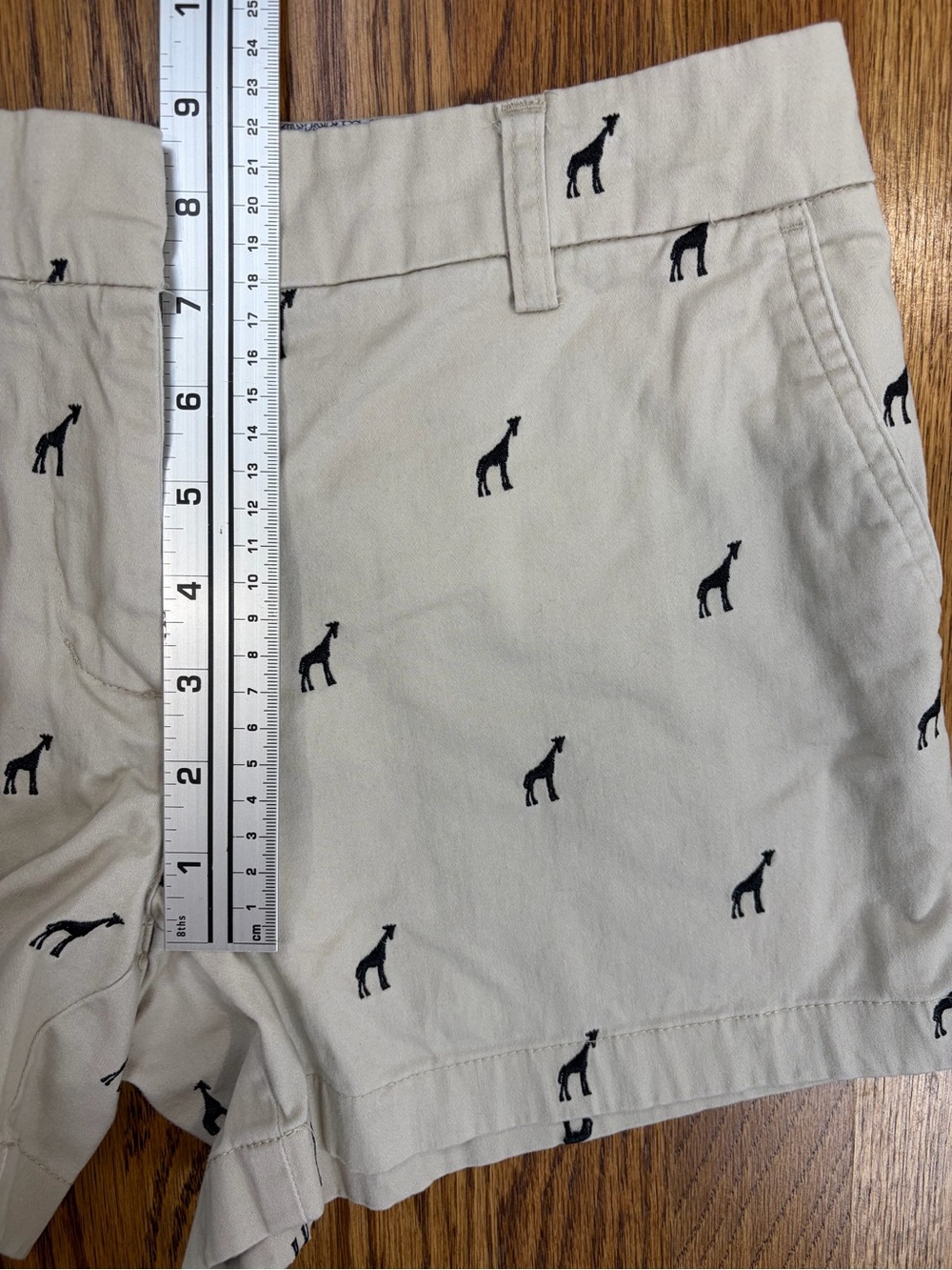 British Khaki 4" Khaki Shorts with Black Giraffe Embroidery (4) - Picture 5 of 8